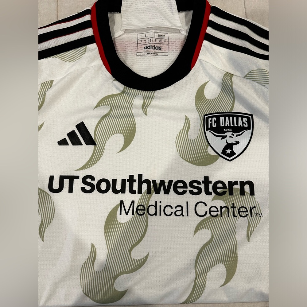 COPY - FC Dallas Soccer / Football Jersey Brand New